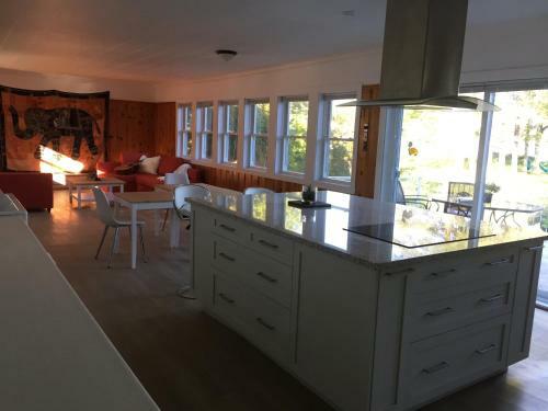 Hostal Gite Du Lac � La Tortue