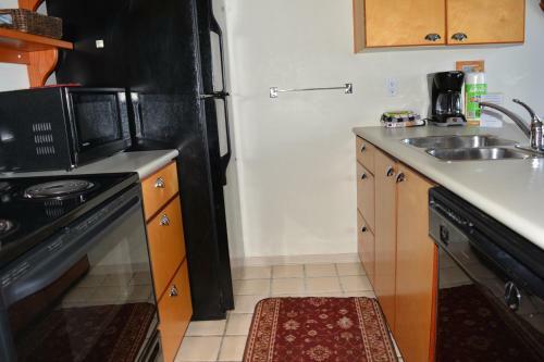 Apartamento Island Village Properties At Fred Tibbs