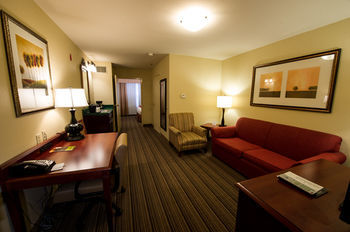 Hotel Country Inn & Suites