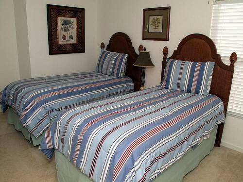 Villa 7716 Comrow Windsor Hills