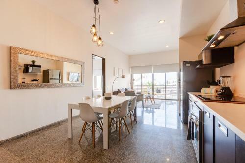 Apartamento Infinito Condos Playa Del Carmen