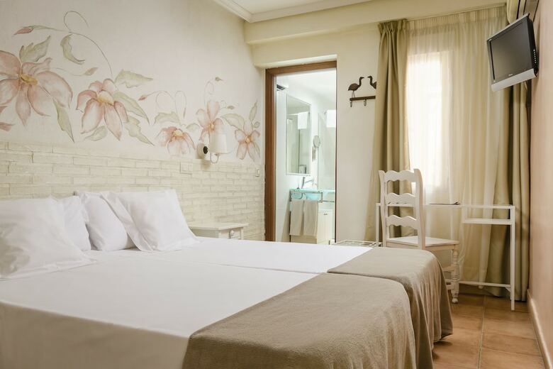 Hostal Puerta Bisagra