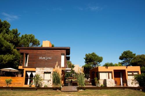 Hotel Caba�as Marjumi