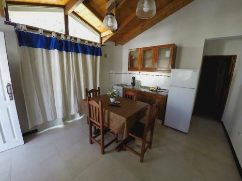 Lodge Caba�as Victoria