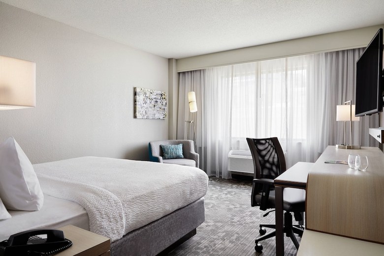 Hotel Courtyard By Marriott Milwaukee Downtown