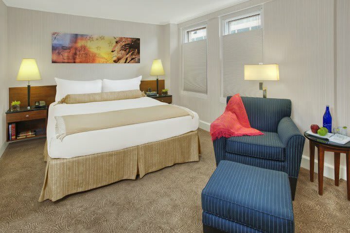 Hotel George