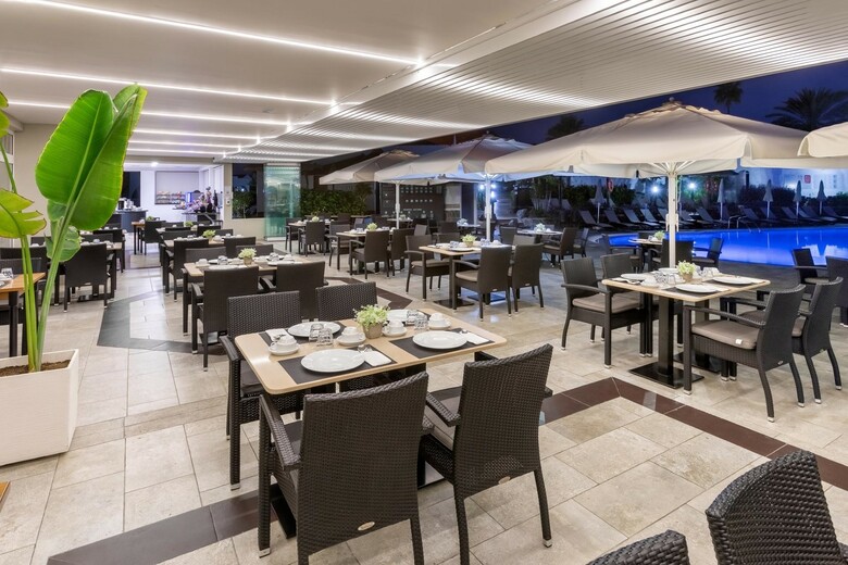 Hotel Sol Barbacan