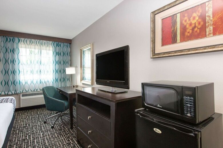 Hotel La Quinta Inn & Suites Blue Springs