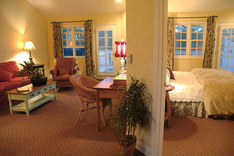 Hotel Cambria Pines Lodge