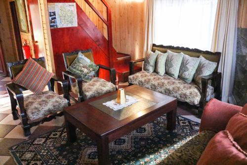 Hostal Caba�as Los Tilos