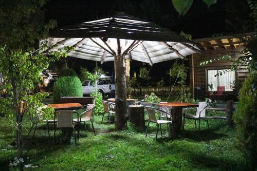 Hostal Caba�as Los Tilos