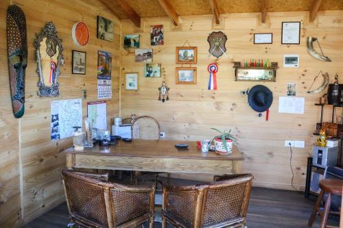 Hostal Caba�as Los Tilos