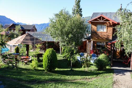 Hostal Caba�as Los Tilos
