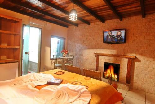 Hostal Pousada Serras De Monte Verde