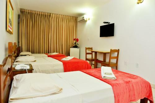 Max Hotel