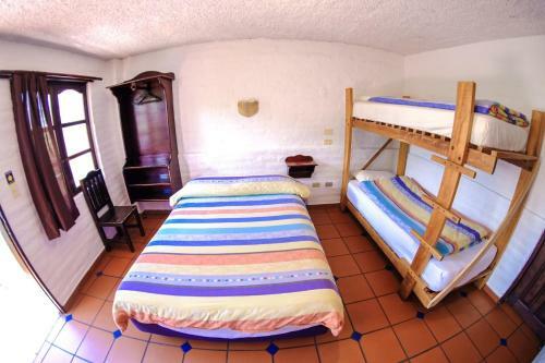 Albergue Hostal L'auberge Inn