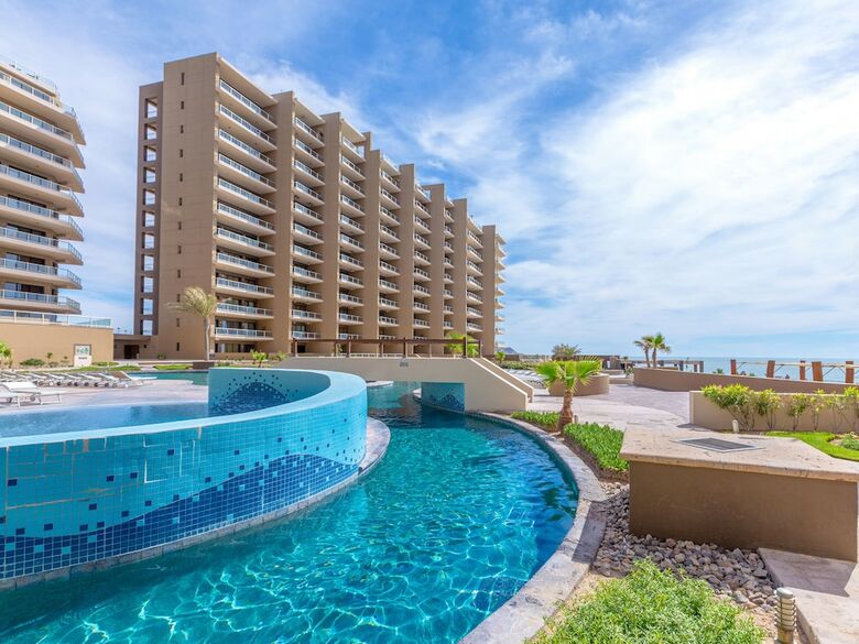 Hotel Las Palomas Beach And Golf Resort