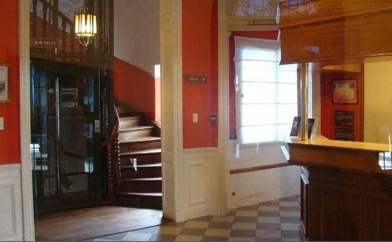 Hotel Vicente Lopez