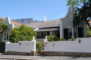 Albergue Parker Cottage