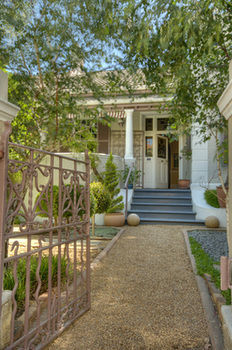 Albergue Parker Cottage