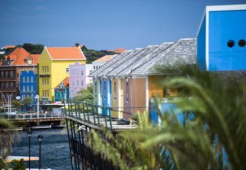 Hotel Renaissance Curacao Resort & Casino