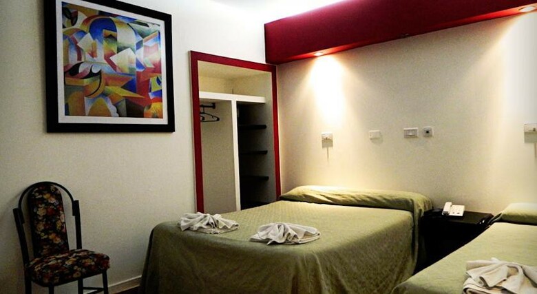 Ananqu� Hotel