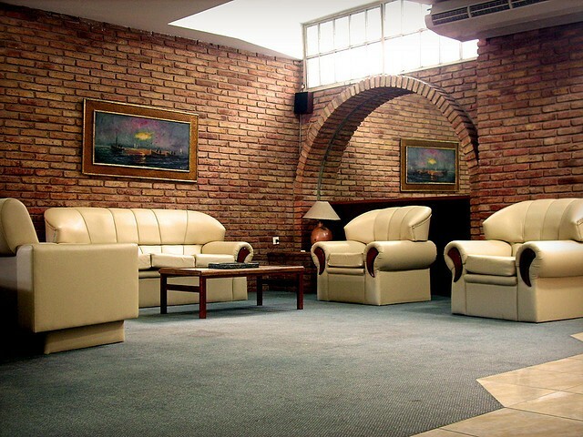 Ananqu� Hotel