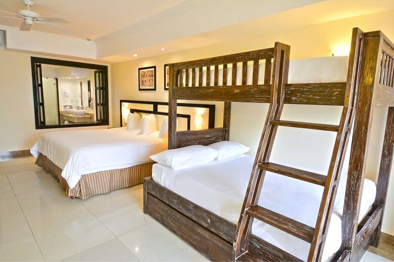 Hotel Sandos Playacar Beach Resort & Spa - All Inclusive
