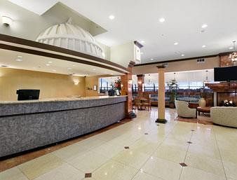Hotel Comfort Inn & Suites