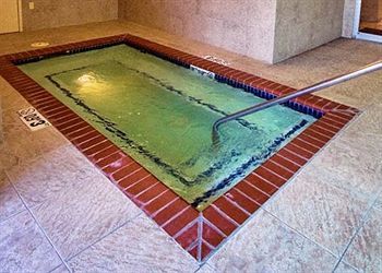 Hotel Comfort Suites