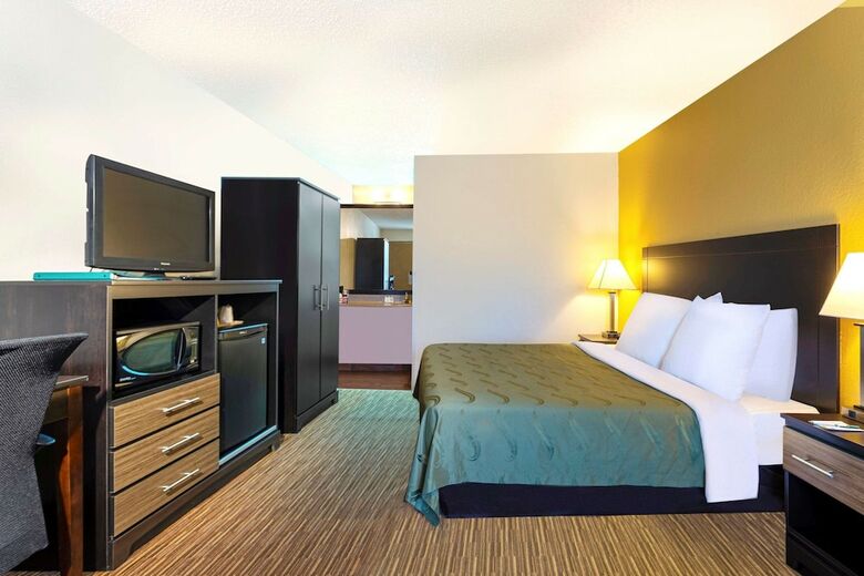 Hotel Quality Inn At Arlington Highlands