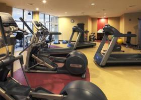 Hotel Cambria Suites