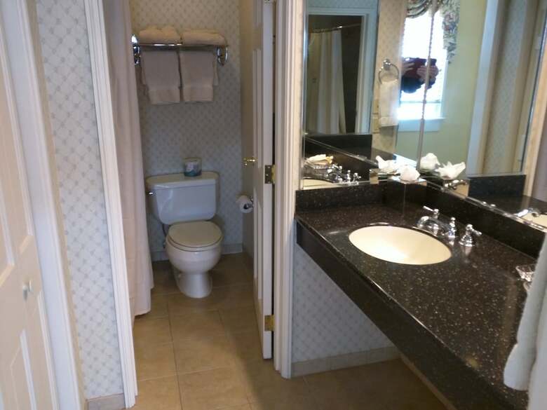 Hotel Planters Inn