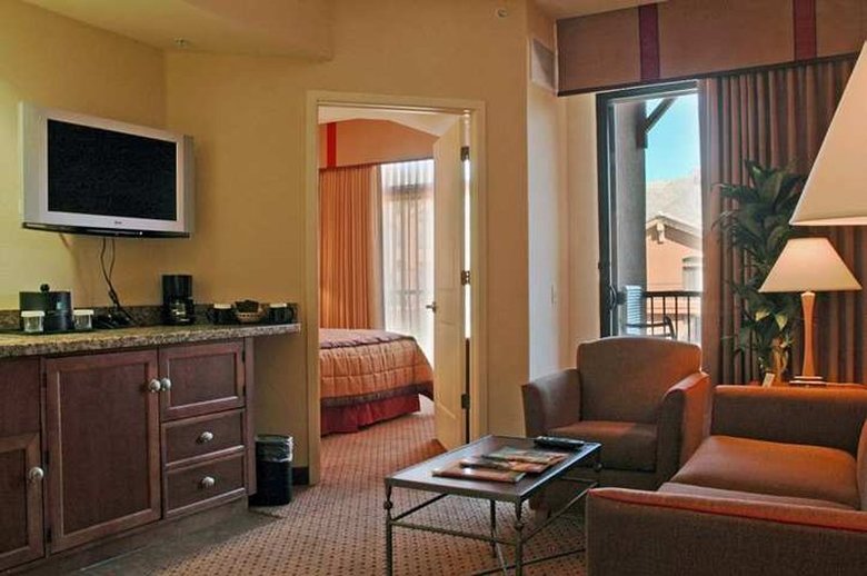Hotel Embassy Suites Tucson - Paloma Village