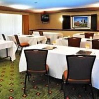 Hotel Williams Centre Courtyard By Marriott