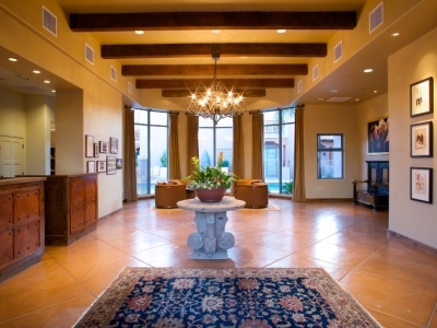 Hotel Lodge On The Desert