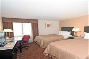 Hotel Quality Inn & Suites