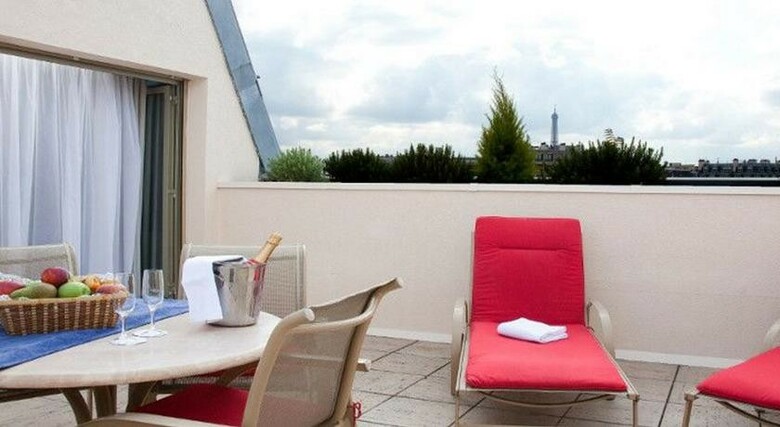 Hotel Royal Garden Champs-elysees