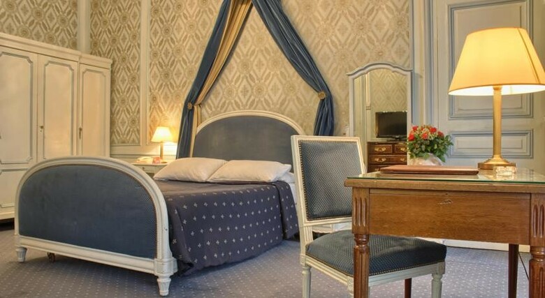 Hotel Normandy
