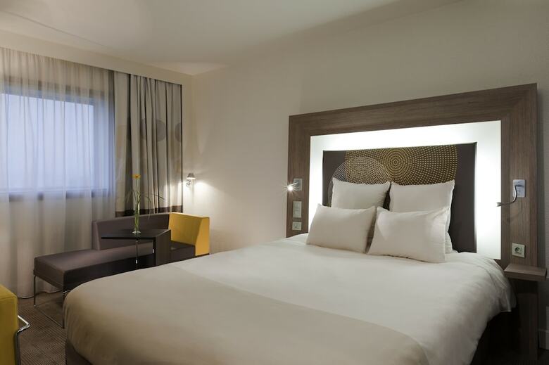 Hotel Novotel Paris La Defense