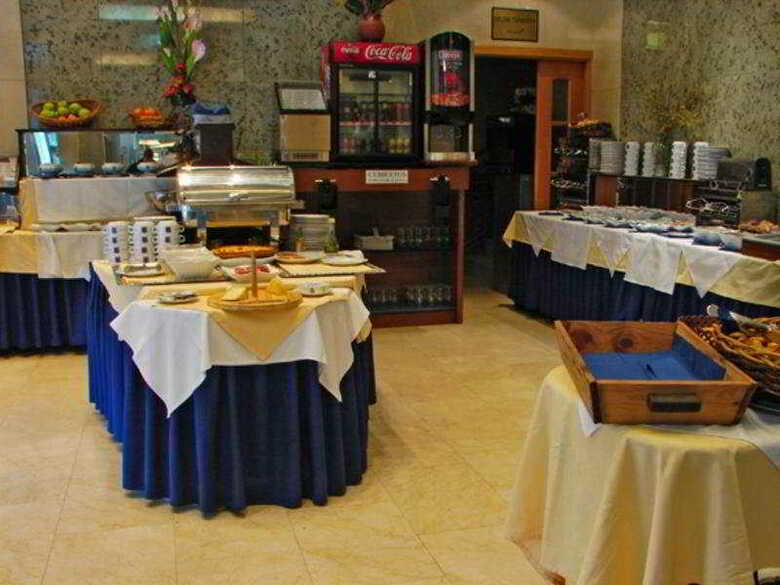 Hotel Avenida De Espa�a