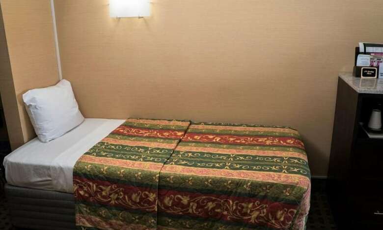 Hotel California Inn