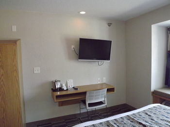 Hotel Microtel Inn & Suites