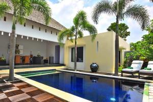 Hotel Seminyak Suite Villa