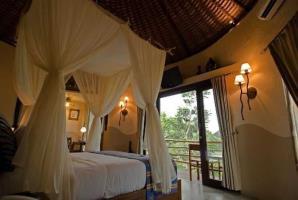 Hotel Mara River Safari Lodge