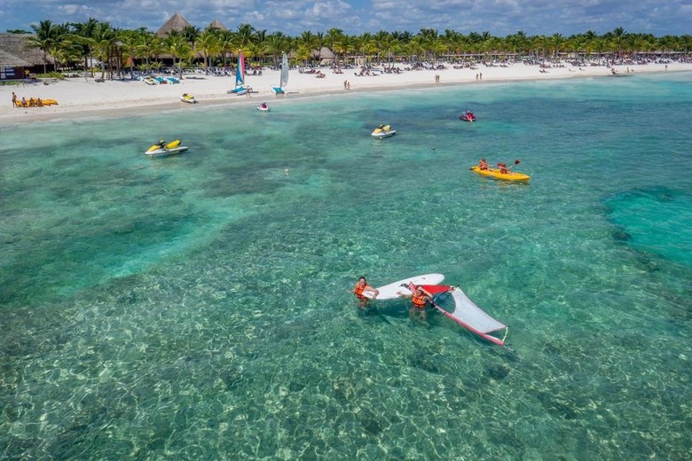 Barcelo Maya Beach Hotel
