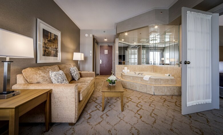 Hotel Monte Carlo Inn Vaughan Suites