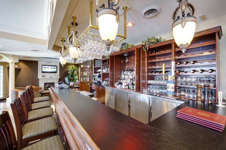 Hotel Monte Carlo Inn Vaughan Suites