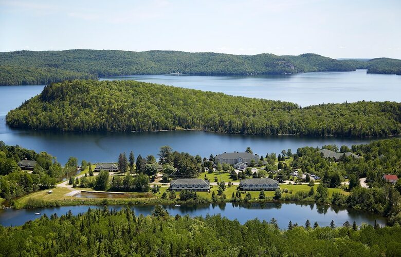 Hotel Lac A L'eau Claire - Standard Auberge Pavillon