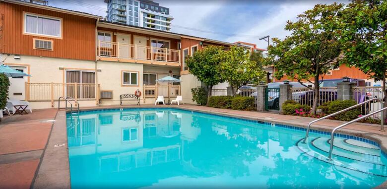 Hotel Comfort Inn & Suites N. Vancouver